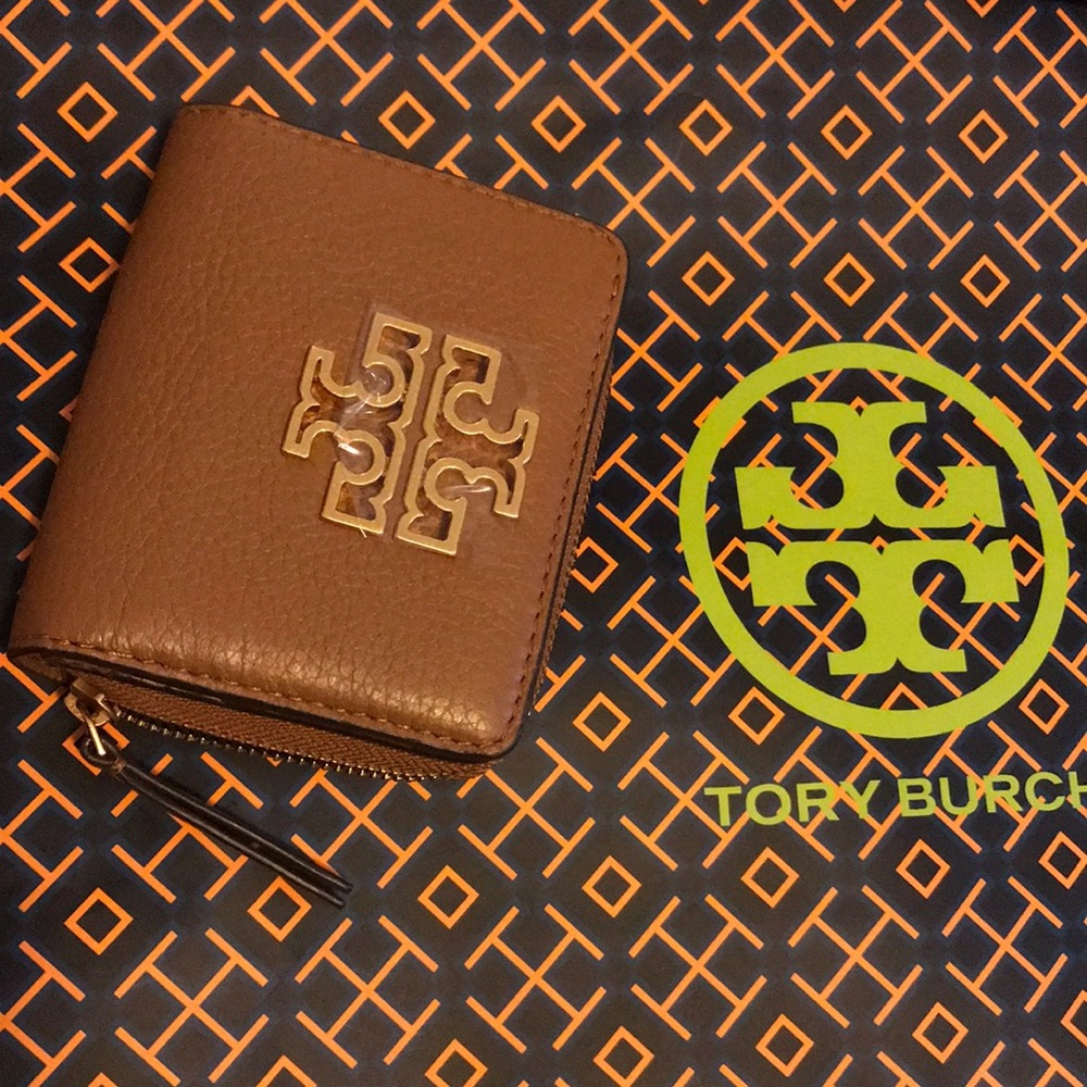 Tory Burch Mini wallet(brown)